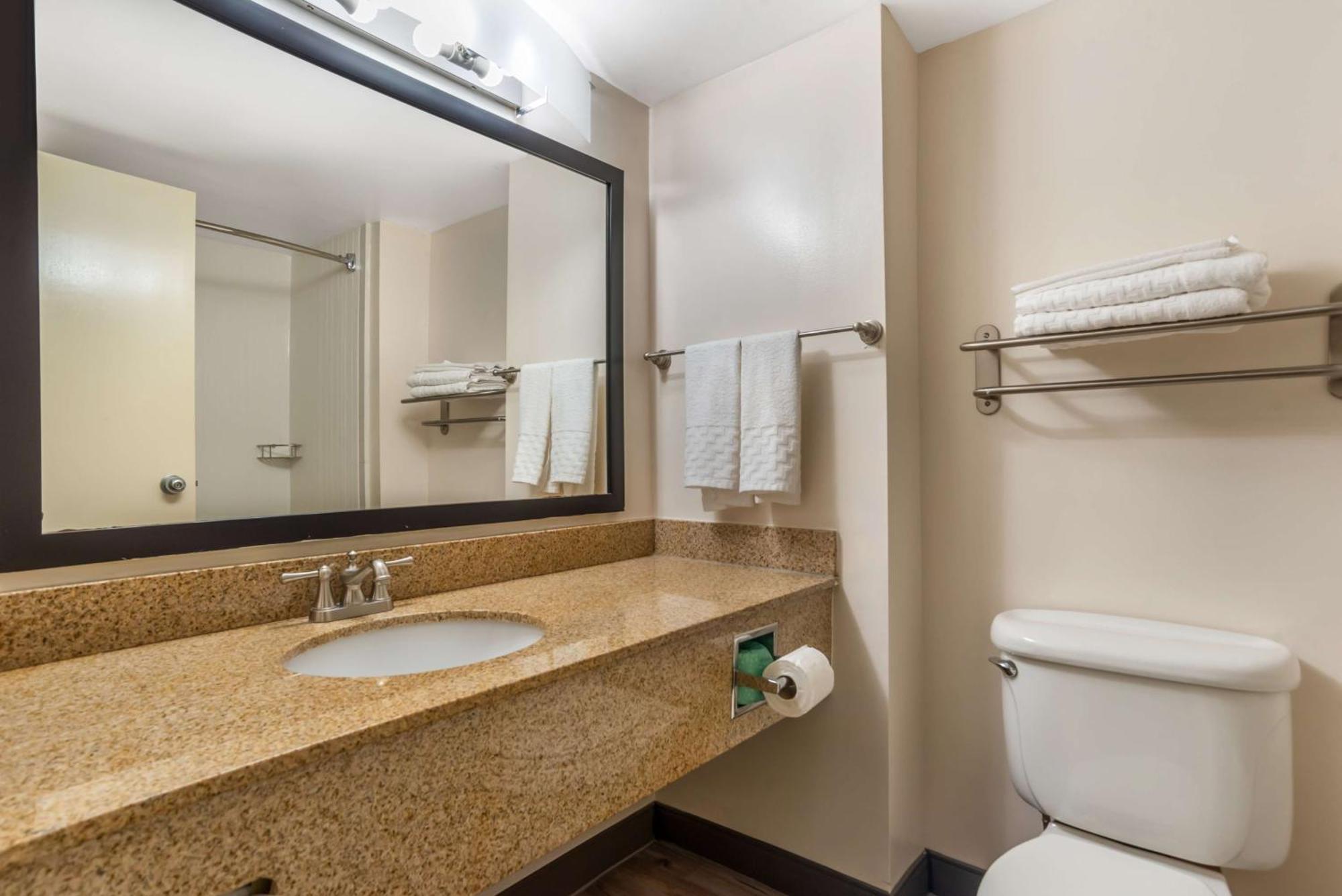Best Western Oak Manor Билокси Екстериор снимка