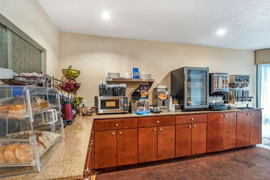 Best Western Oak Manor Билокси Ресторант снимка